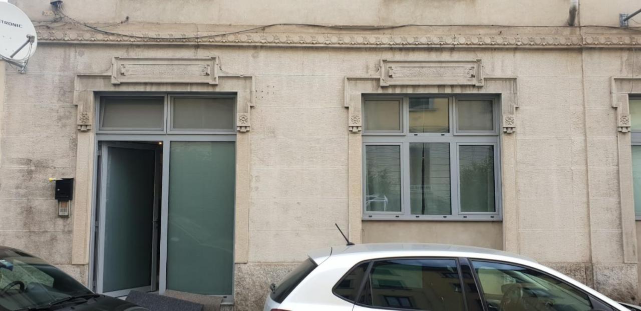 Ferienwohnung Miniloft Cattaneo Monza Exterior foto